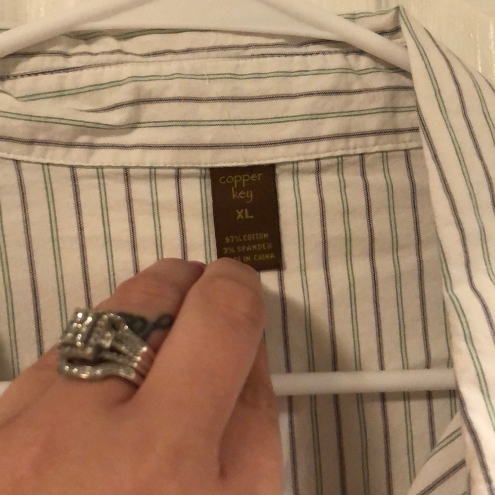 Copper Key Button down - Picture 2 of 2